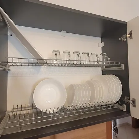 Sunshine Apartment *